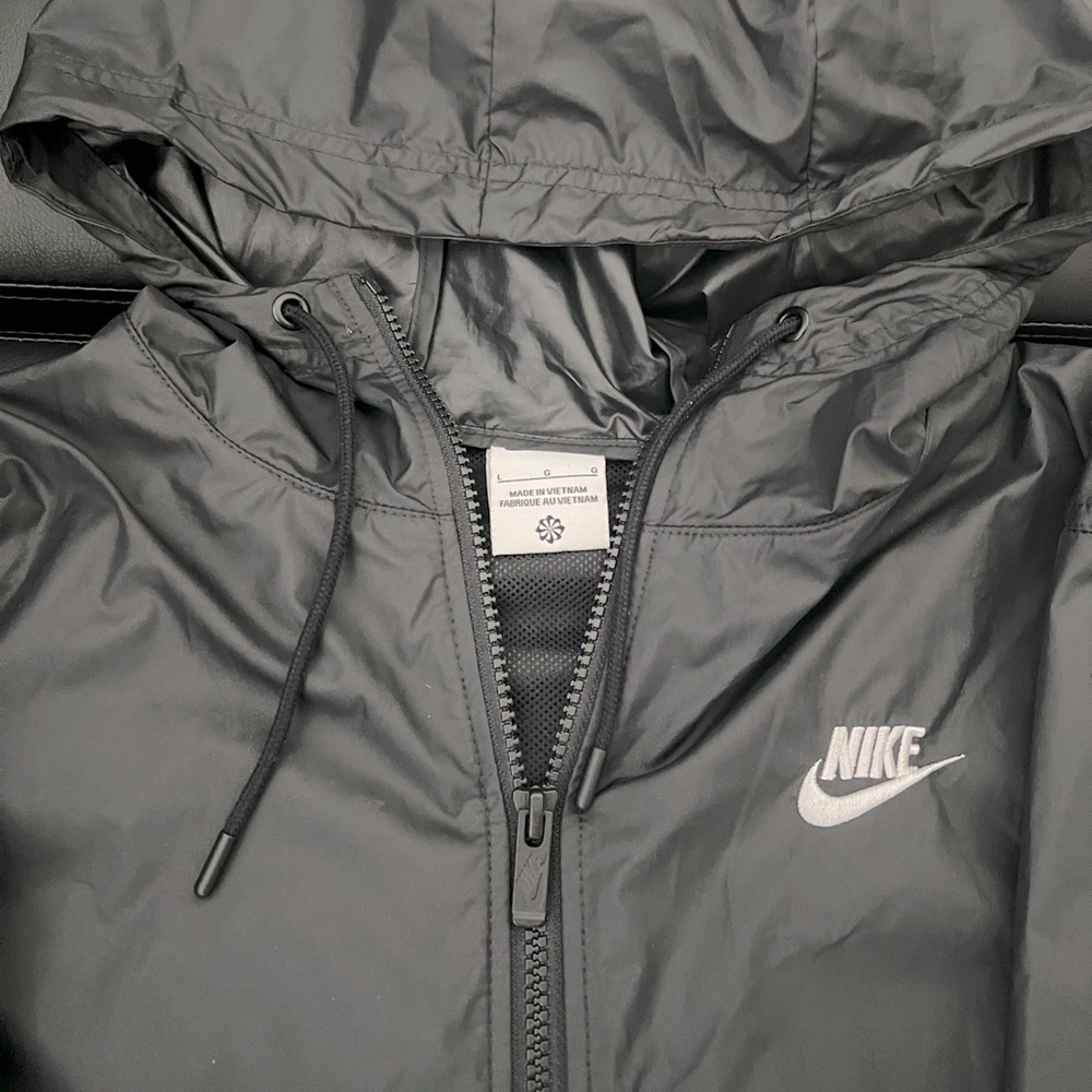 Woman Nike all black track jacket